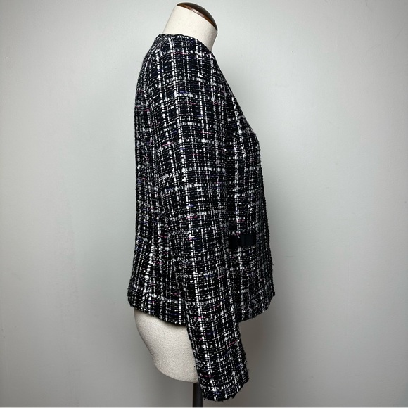 Tahari Tweed Collarless Blazer - Picture 6 of 11